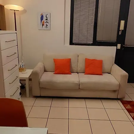 Apartment Gemme Fiorentine In Front Of The Train Station 5 Minutes From The Centre Free Parking